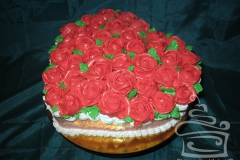 Торт "Сердце из роз"